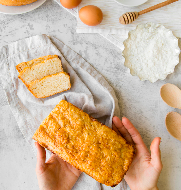 Meghan Markle Honey lemon cake